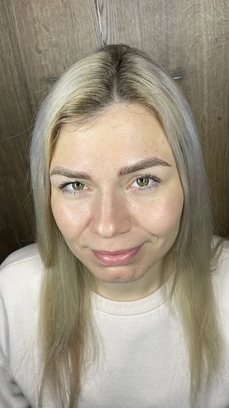 Obnova permanentního make-upu obočí – výsledek